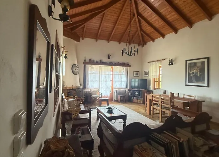 Arcadianis Lakeview At Psari Arcadias Вилла *